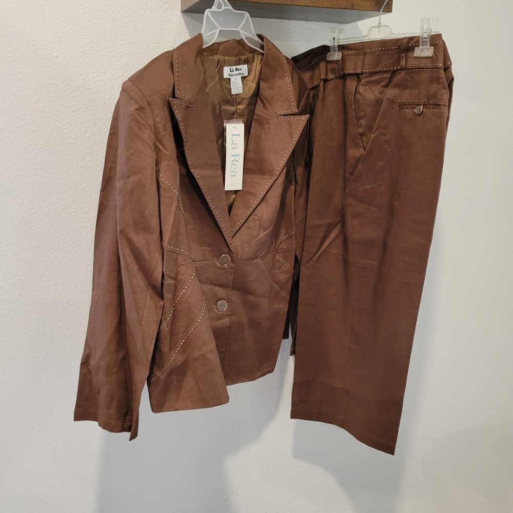 Plus Size 2-pc brown linen capris pant set size 1x